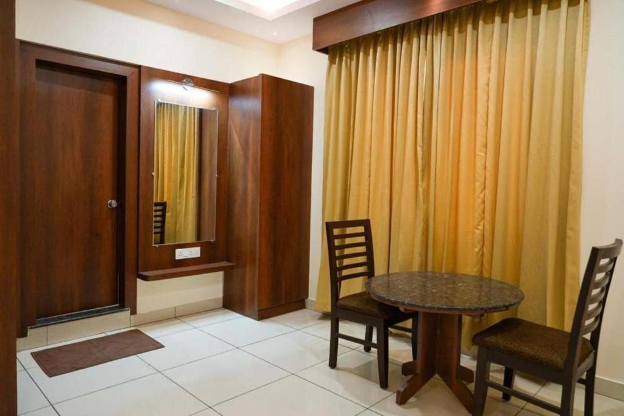 Sri Krishna Inn - Kempegowda Airport Bangalore Devanahalli Exteriör bild