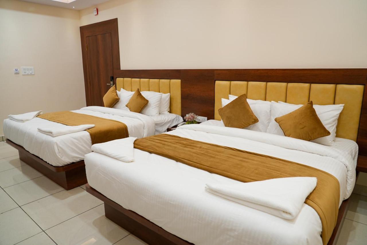 Sri Krishna Inn - Kempegowda Airport Bangalore Devanahalli Exteriör bild