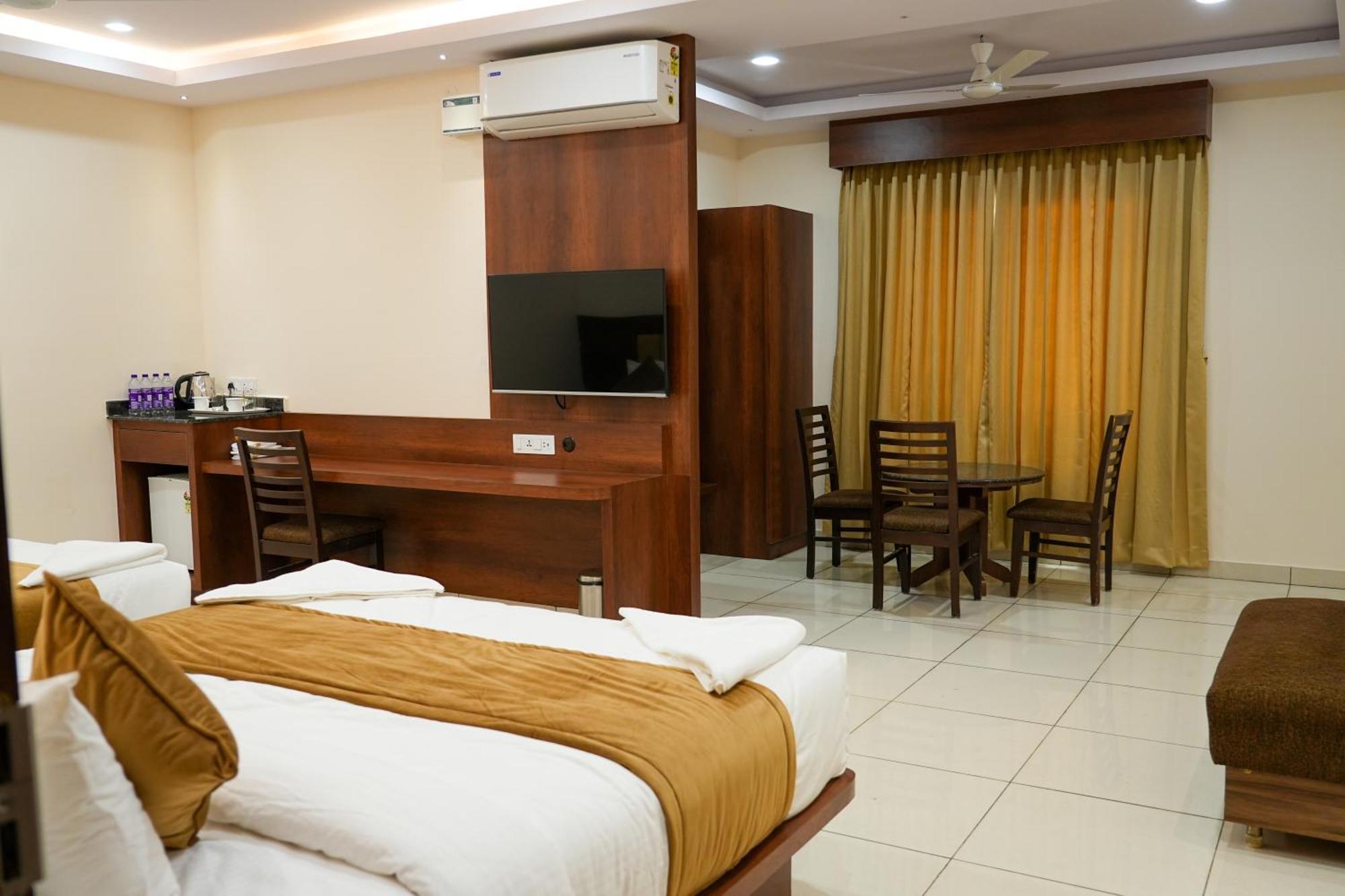 Sri Krishna Inn - Kempegowda Airport Bangalore Devanahalli Exteriör bild